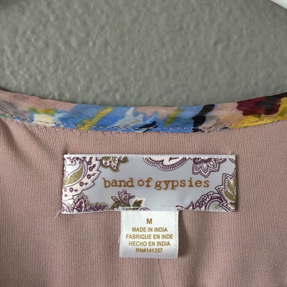 Band Of Gypsies- Sunny Mauve Floral Ruffle Dress - Picture 5 of 16